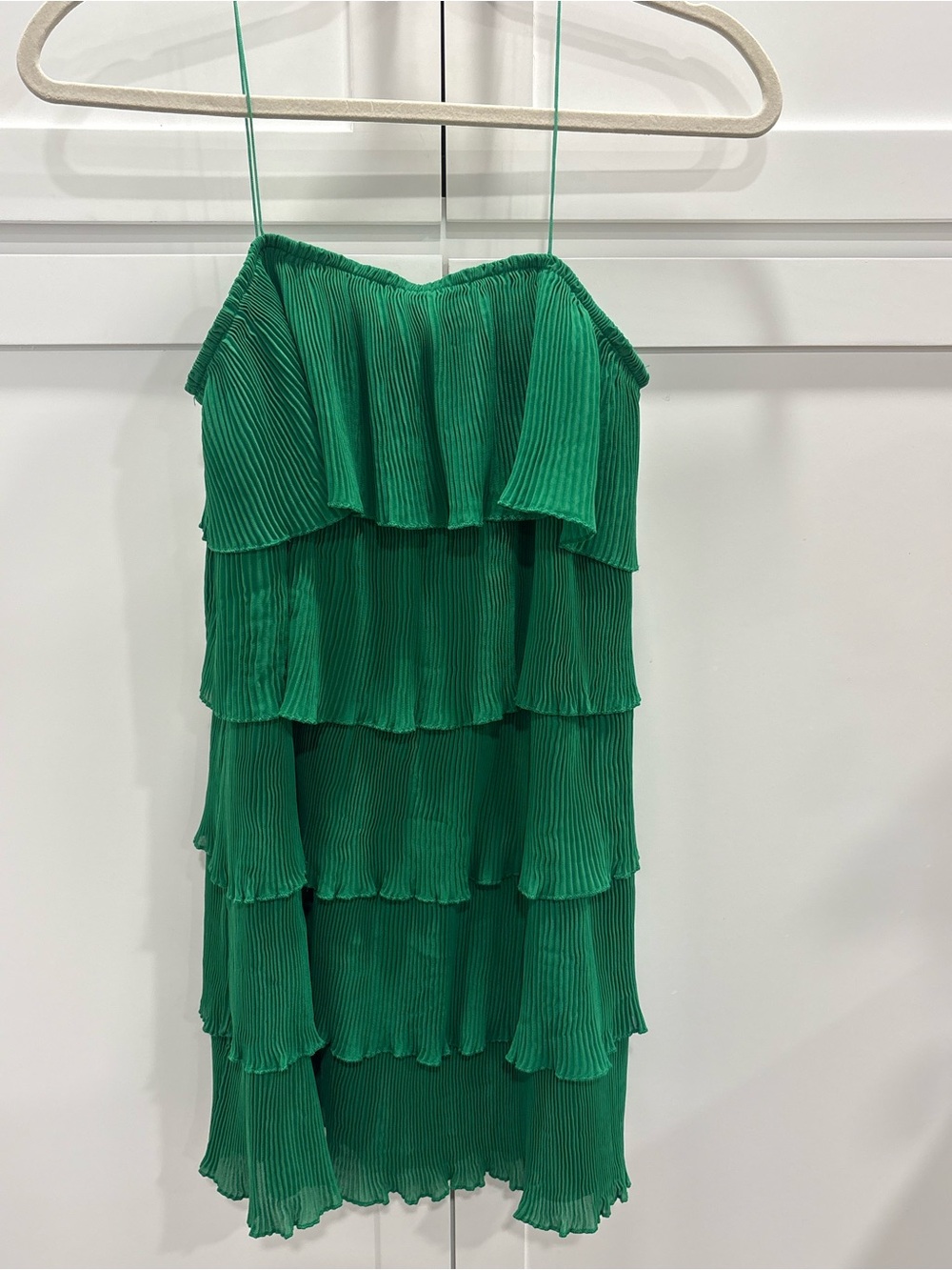 Like new! SHEIN Green Tiered Pleated Spaghetti-Strap Mini Dress